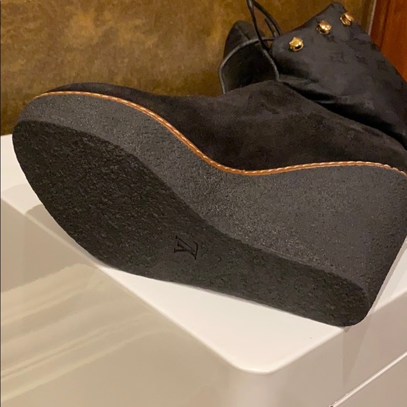 Louis Vuitton puffy wedge boots - Picture 11 of 11